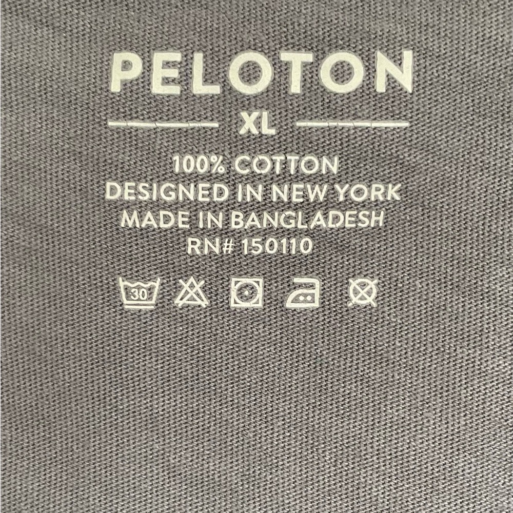 Peloton Tie-Dye Studio Side Slit Muscle Tank in Grey with a Rose Graphic - Picture 5 of 13